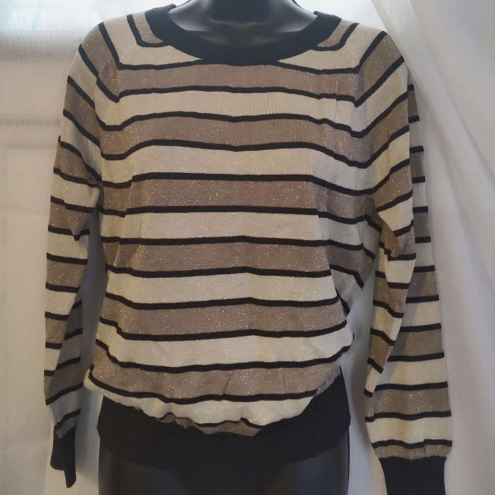 CHASER BLACK, BEIGE, GOLD STRIPPED METALLIC OPEN/CREW NECK PULLOVER SWEATER